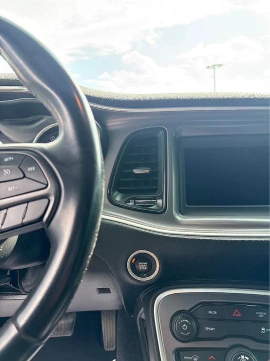 2019 Dodge Challenger 3rd Gen - Image 14 of 15
