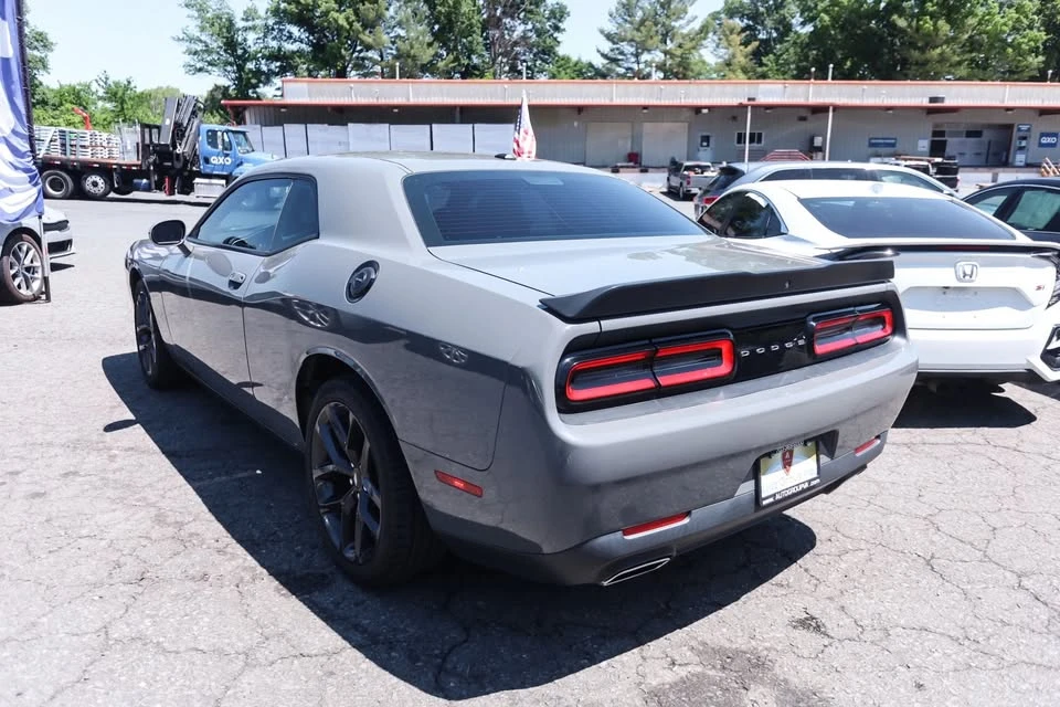 2019 Dodge Challenger 3rd Gen - Image 10 of 19