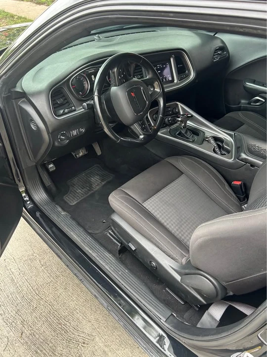 2019 Dodge Challenger 3rd Gen - Image 9 of 10