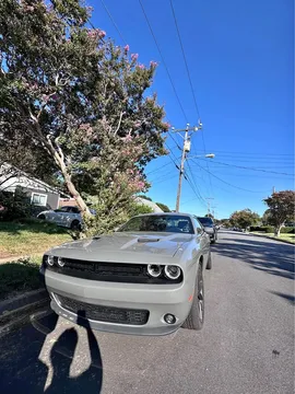 2019 Dodge Challenger SXT Coupe 2D