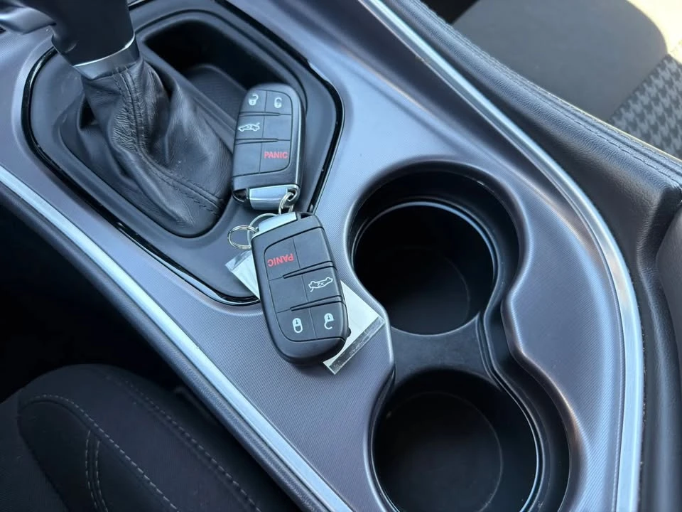 2019 Dodge Challenger 3rd Gen - Image 14 of 16