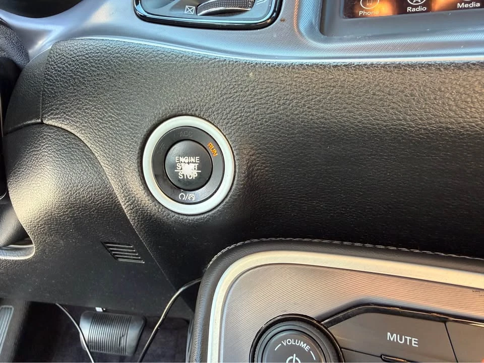 2019 Dodge Challenger 3rd Gen - Image 13 of 15