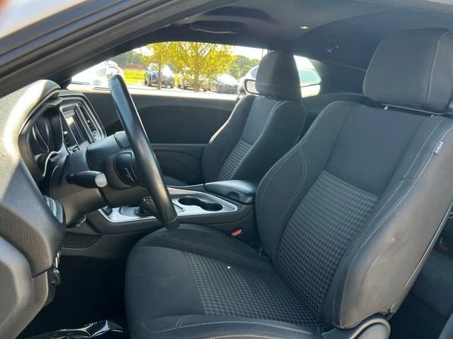 2019 Dodge Challenger 3rd Gen - Image 9 of 17