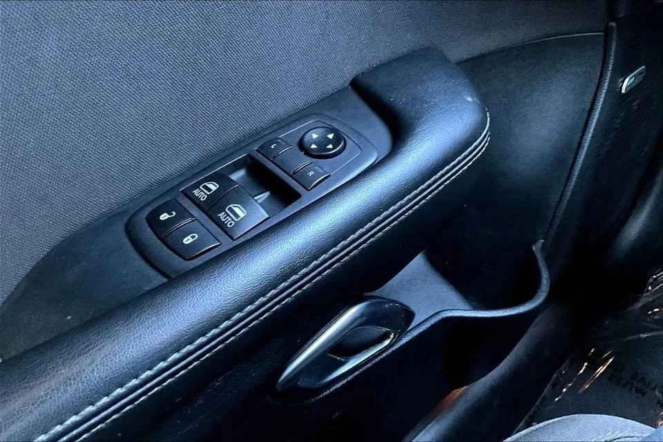 2019 Dodge Challenger 3rd Gen - Image 14 of 20