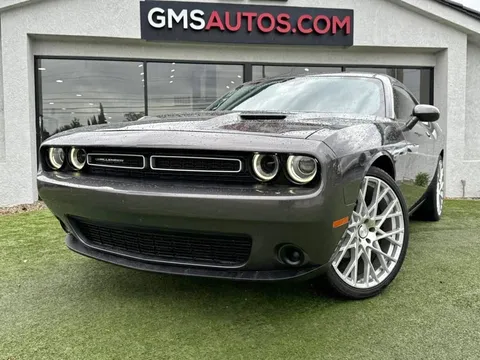 2019 Dodge Challenger SXT