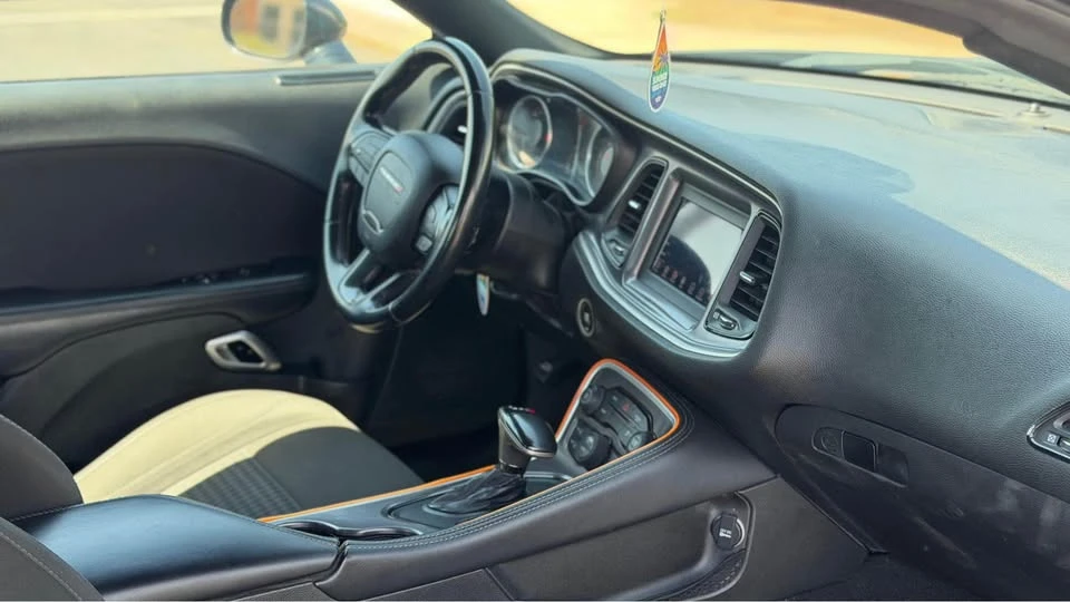 2019 Dodge Challenger 3rd Gen - Image 9 of 14