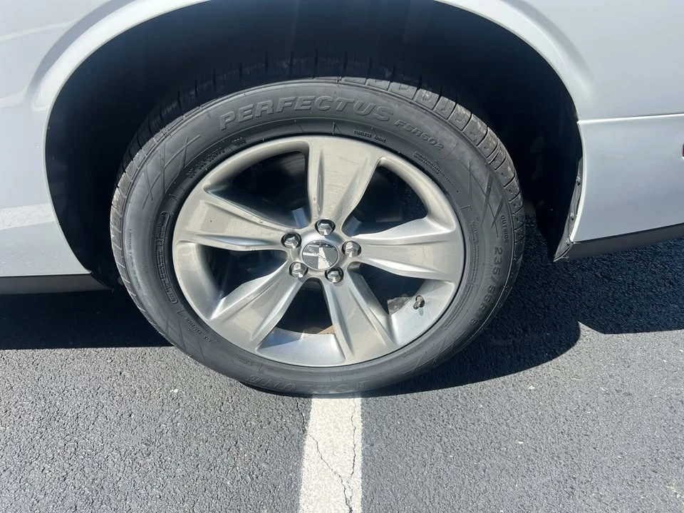 2019 Dodge Challenger 3rd Gen - Image 13 of 20