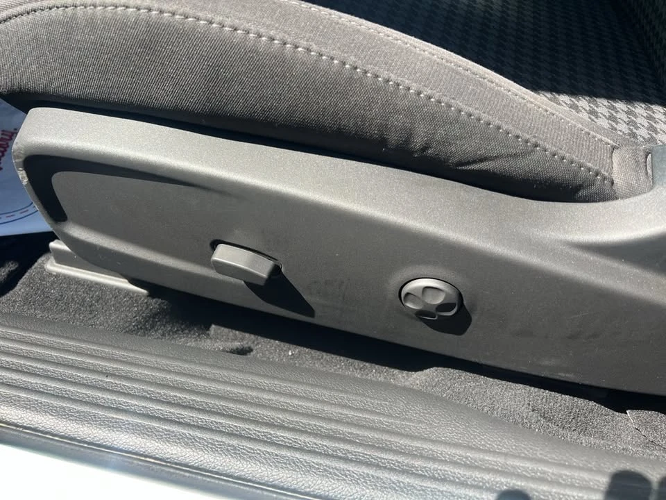2019 Dodge Challenger 3rd Gen - Image 19 of 20