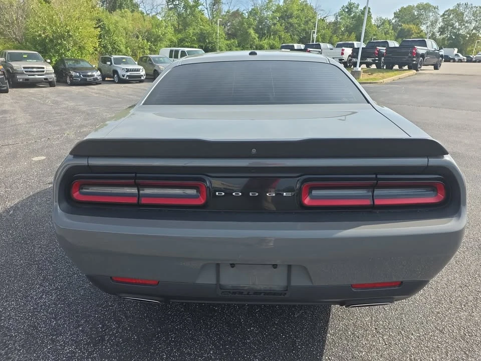 2019 Dodge Challenger 3rd Gen - Image 4 of 10