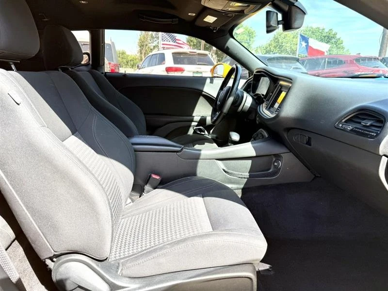 2019 Dodge Challenger 3rd Gen - Image 10 of 15
