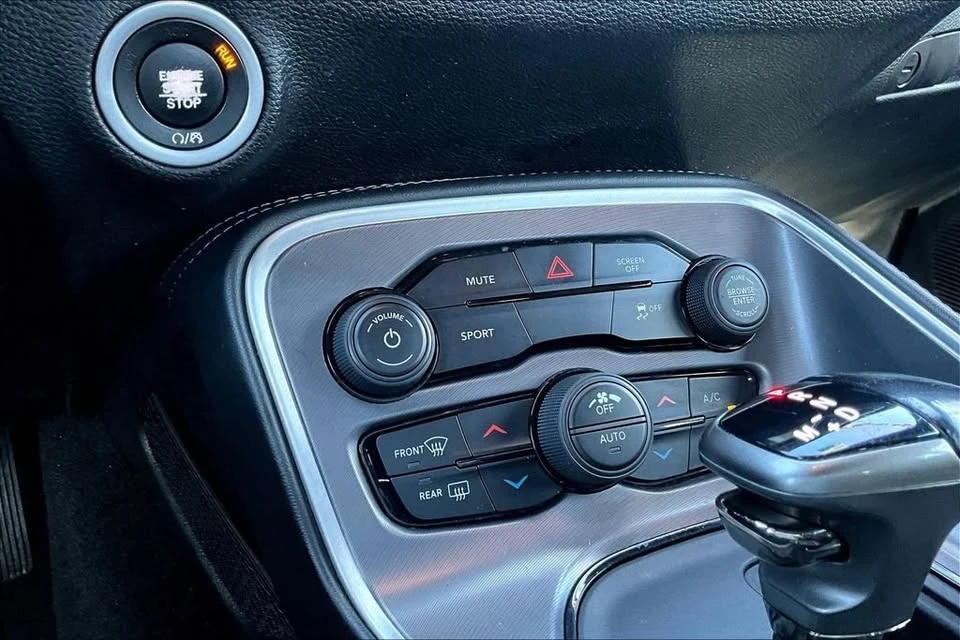 2019 Dodge Challenger 3rd Gen - Image 13 of 20