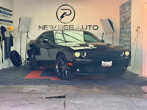 2019 Dodge Challenger SXT Plus