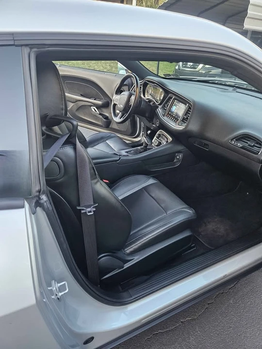 2019 Dodge Challenger 3rd Gen - Image 13 of 14
