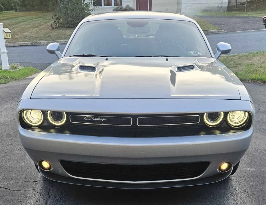 2019 Dodge Challenger 3rd Gen - Image 9 of 14