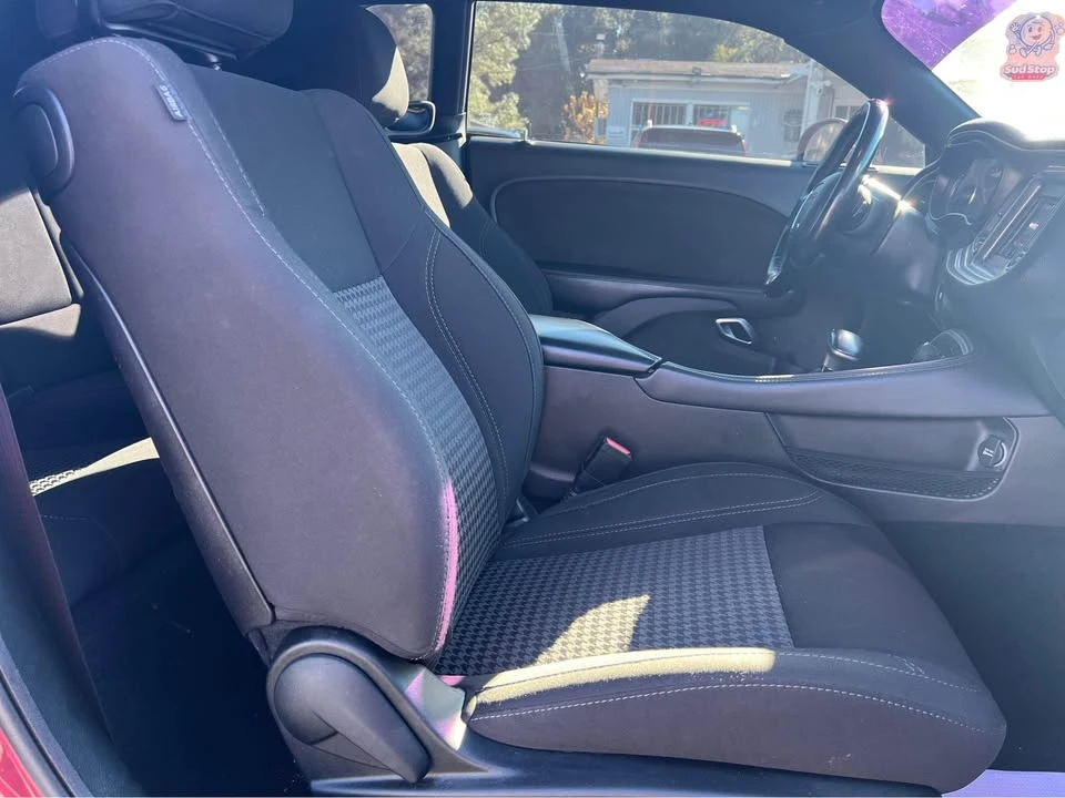 2019 Dodge Challenger 3rd Gen - Image 9 of 12