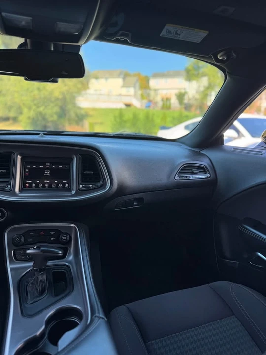 2019 Dodge Challenger 3rd Gen - Image 13 of 16