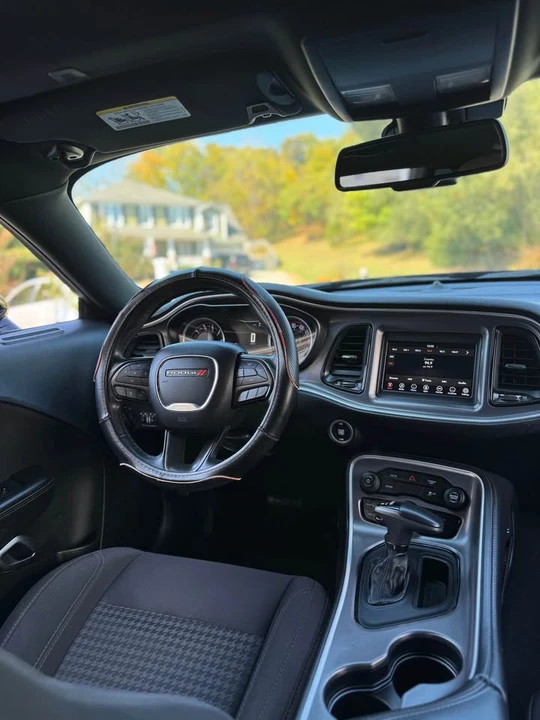 2019 Dodge Challenger 3rd Gen - Image 11 of 16