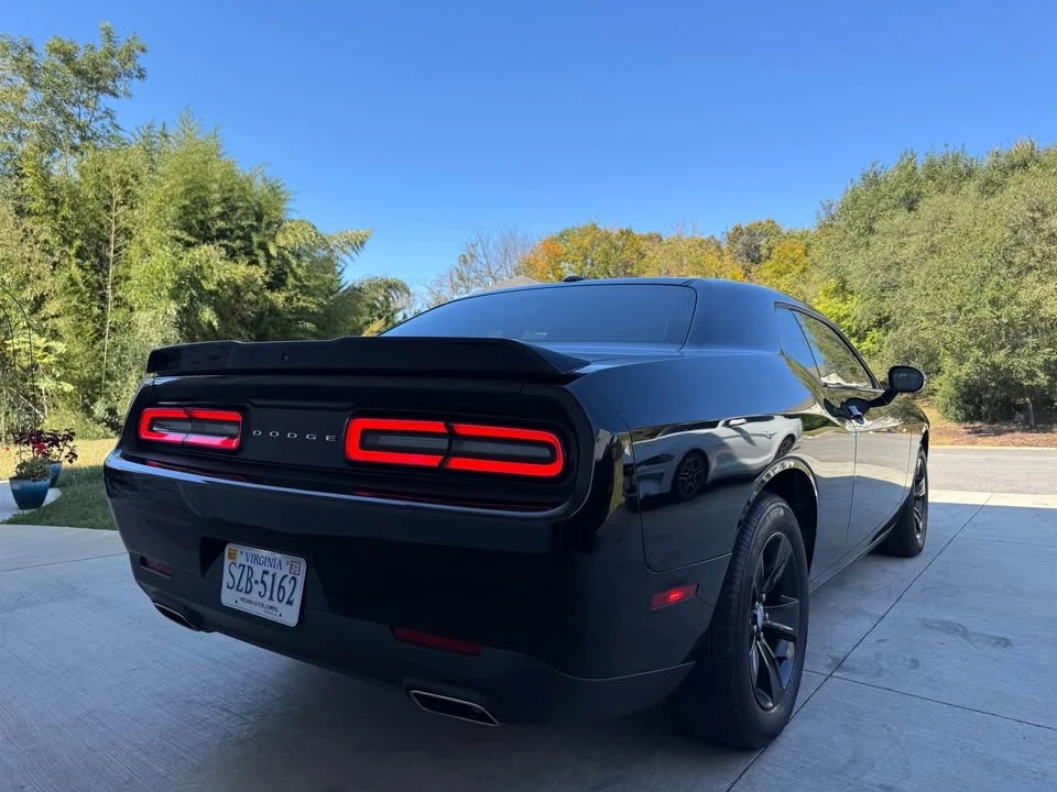2019 Dodge Challenger 3rd Gen - Image 8 of 16