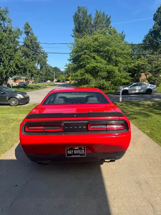 2019 Dodge Challenger 3rd Gen - Image 5 of 17