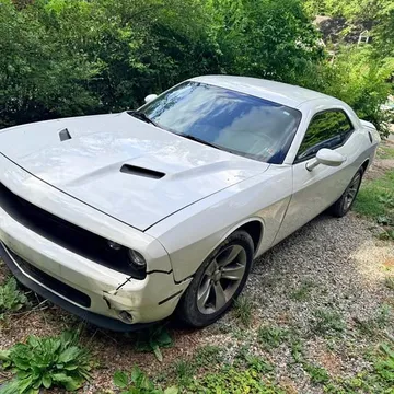 2019 Dodge Challenger SXT Plus