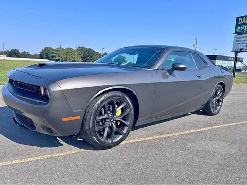 2019 Dodge Challenger SXT Plus