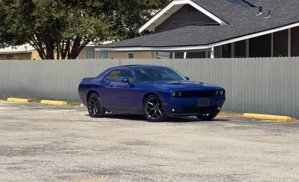 2019 Dodge Challenger 3rd Gen - Image 10 of 11