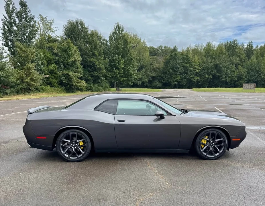 2019 Dodge Challenger 3rd Gen - Image 5 of 12
