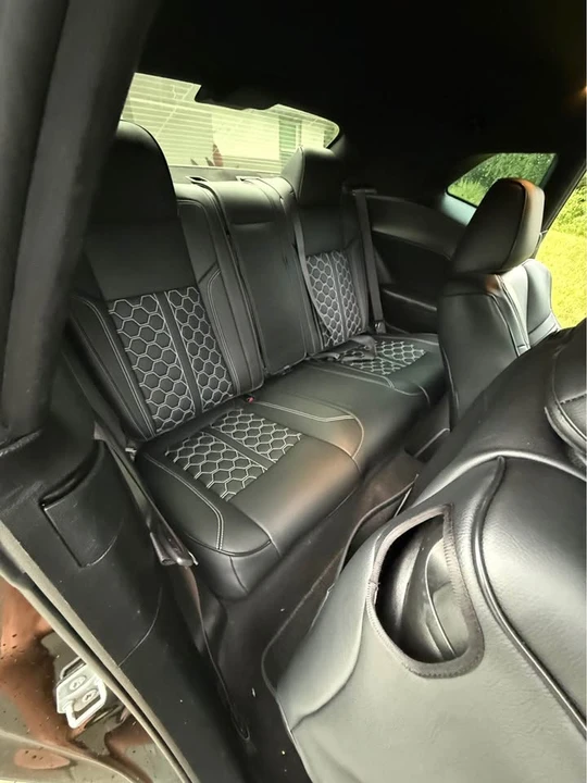 2019 Dodge Challenger 3rd Gen - Image 14 of 17