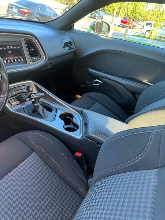 2019 Dodge Challenger 3rd Gen - Image 13 of 16