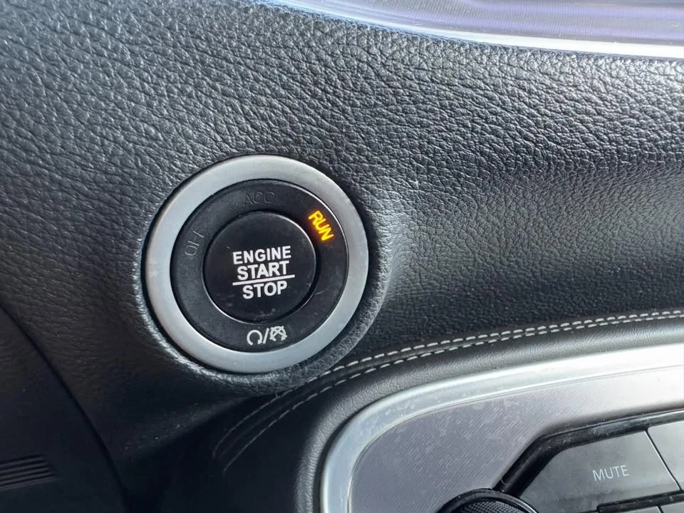 2019 Dodge Challenger 3rd Gen - Image 19 of 20