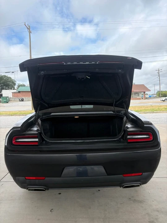 2019 Dodge Challenger 3rd Gen - Image 8 of 16