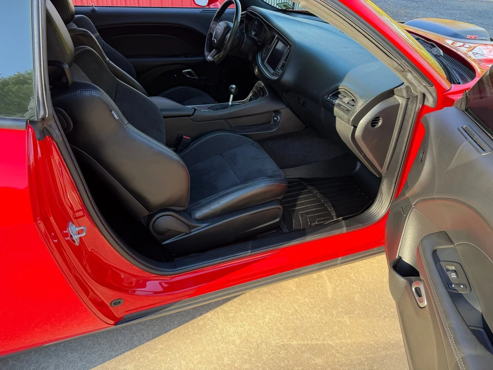 2019 Dodge Challenger SRT8 & 392 3rd Gen - Image 15 of 21