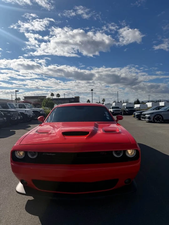 2019 Dodge Challenger SRT8 & 392 3rd Gen - Image 2 of 9