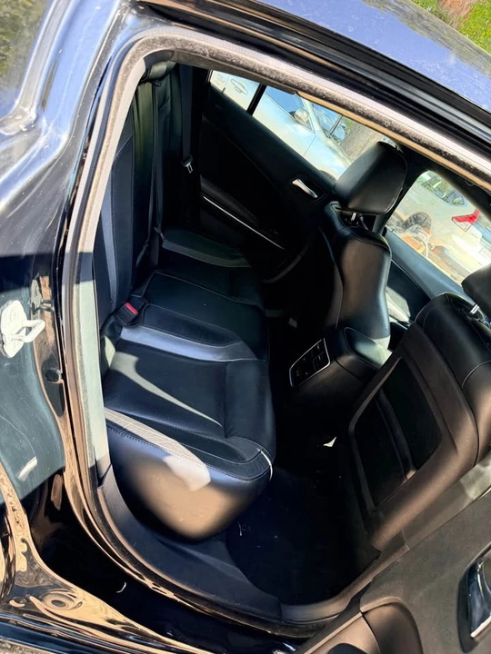 2019 Dodge Charger 7th Gen - Image 9 of 12