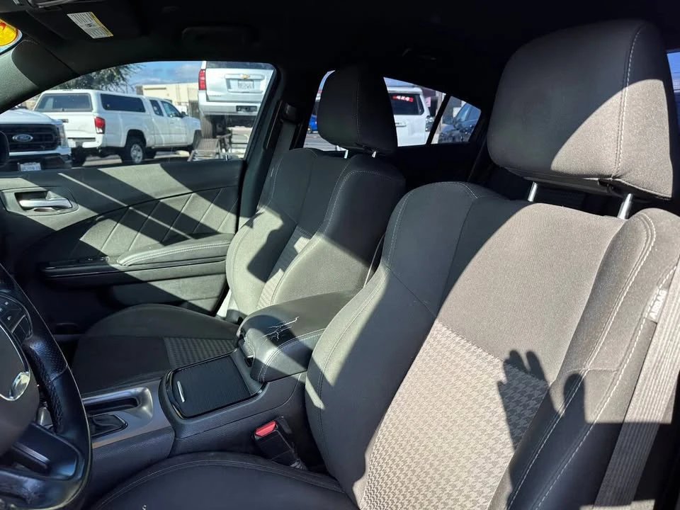 2019 Dodge Charger 7th Gen - Image 15 of 16