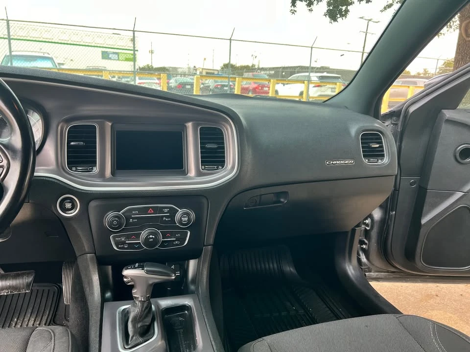 2019 Dodge Charger 7th Gen - Image 13 of 17