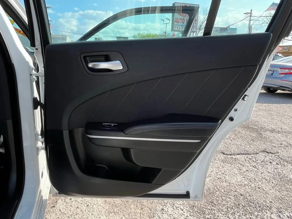 2019 Dodge Charger 7th Gen - Image 14 of 20