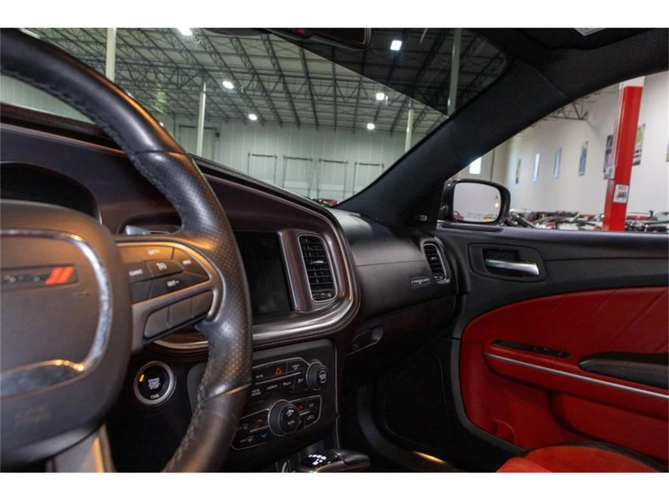 2019 Dodge Charger 7th Gen - Image 13 of 31