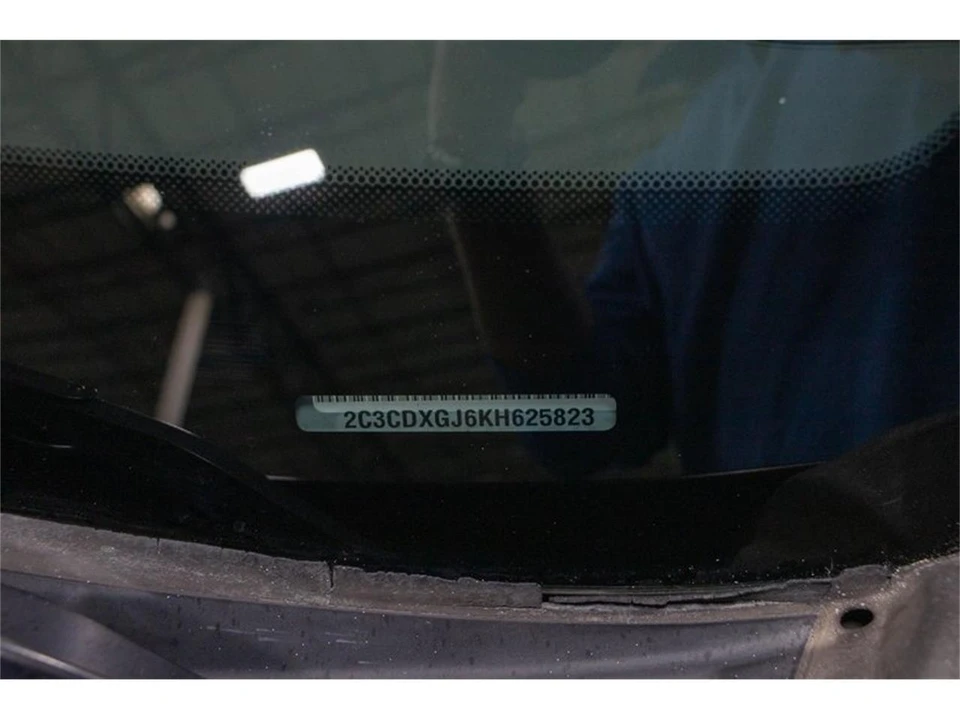 2019 Dodge Charger 7th Gen - Image 15 of 31