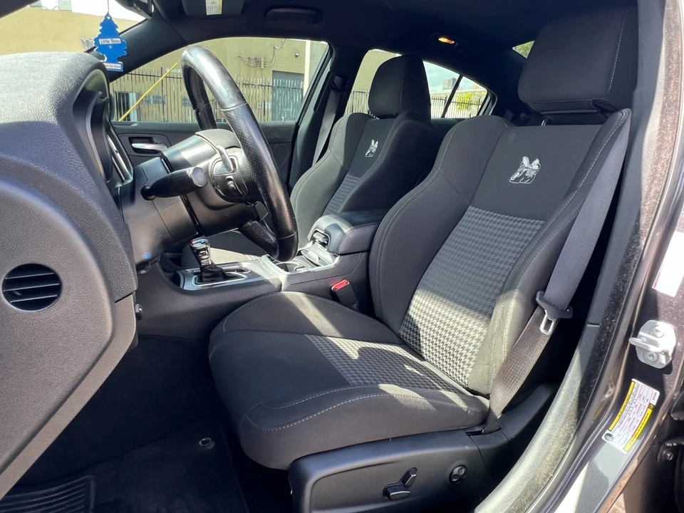 2019 Dodge Charger 7th Gen - Image 14 of 21