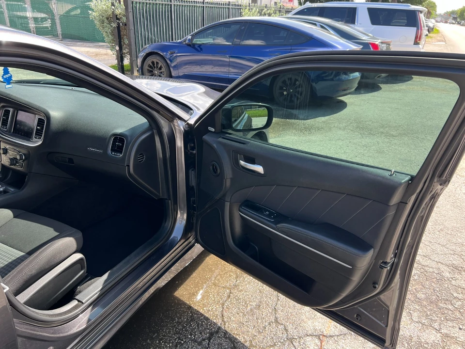 2019 Dodge Charger 7th Gen - Image 18 of 21