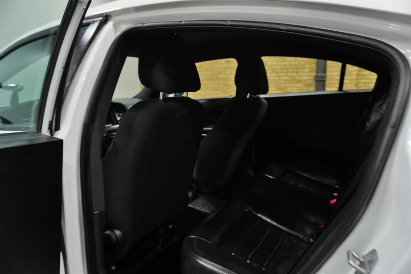 2019 Dodge Charger 7th Gen - Image 28 of 31