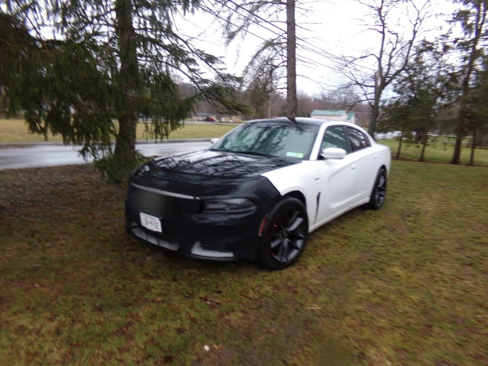 2019 Dodge Charger 7th Gen - Image 4 of 10