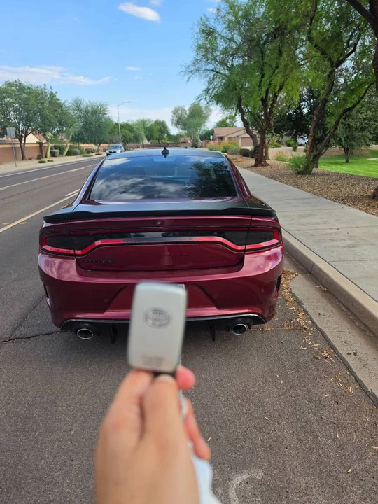 2019 Dodge Charger SRT Hellcat 7th Gen - Image 2 of 10