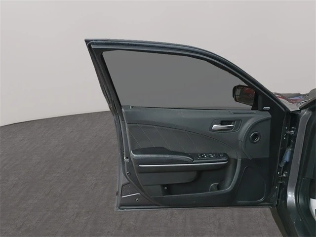 2019 Dodge Charger 7th Gen - Image 11 of 12