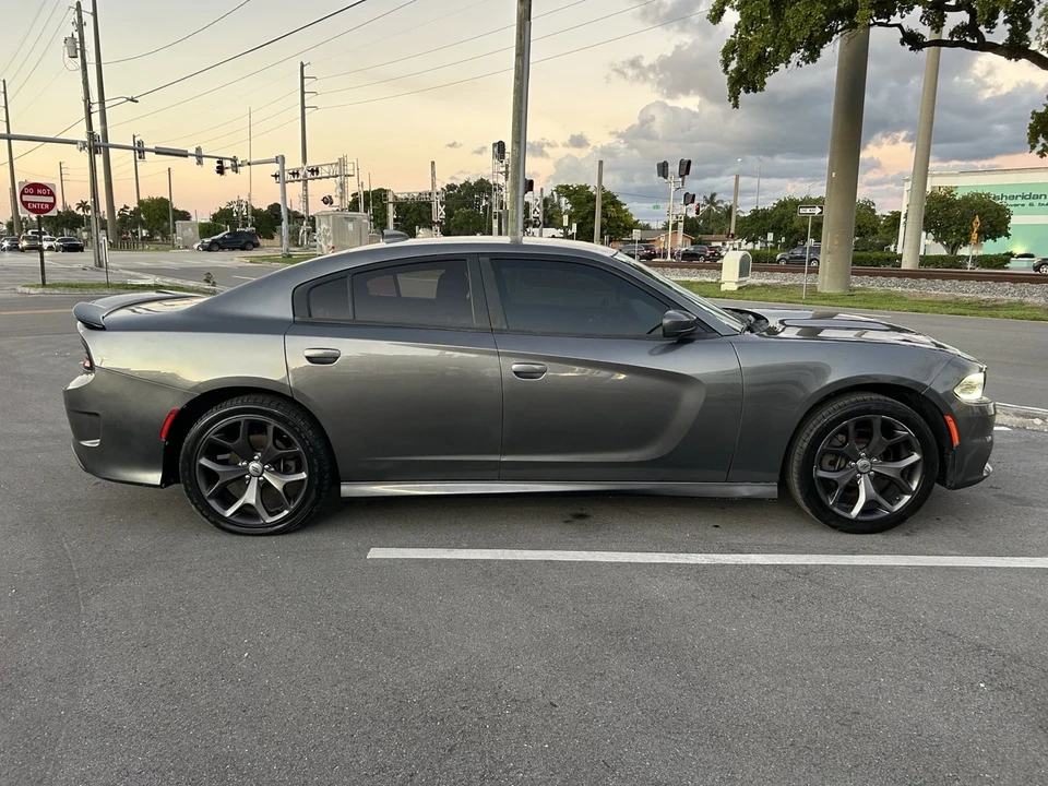 2019 Dodge Charger 7th Gen - Image 15 of 17