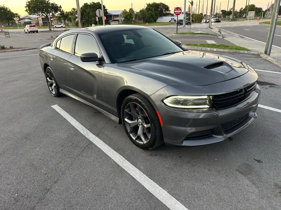 2019 Dodge Charger 7th Gen - Image 14 of 18