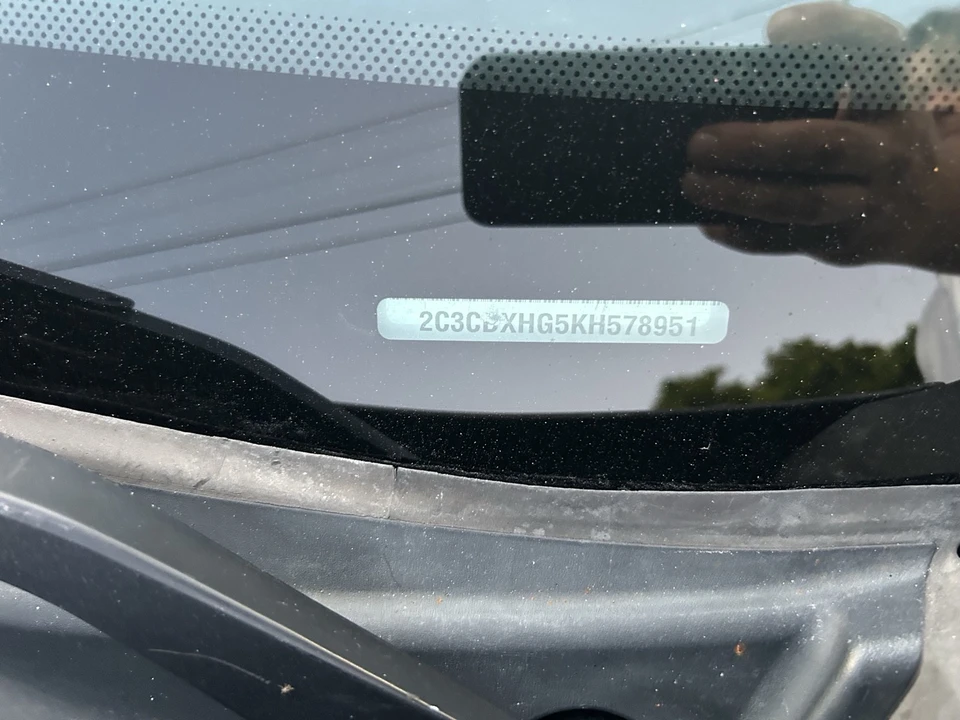 2019 Dodge Charger 7th Gen - Image 6 of 17
