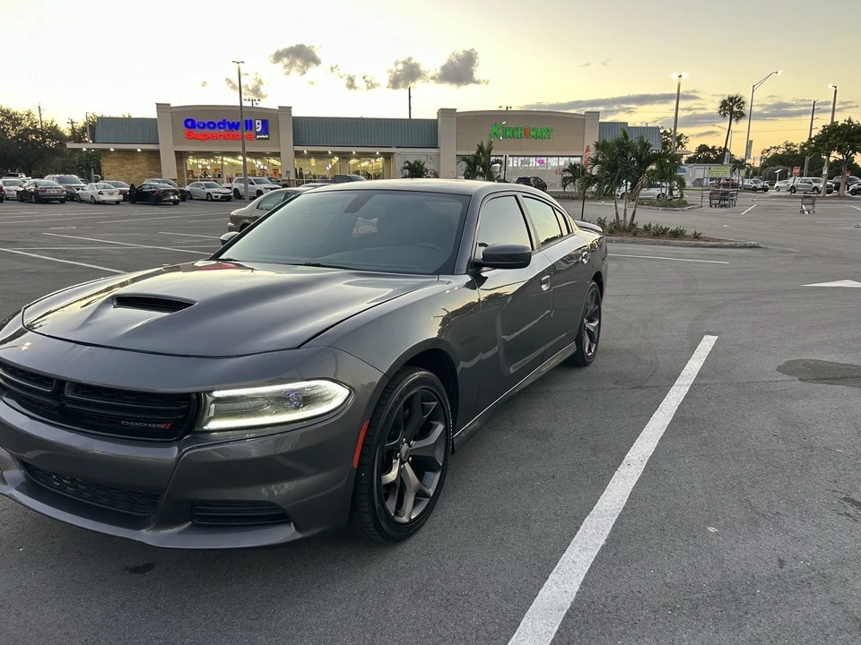 2019 Dodge Charger 7th Gen - Image 9 of 17