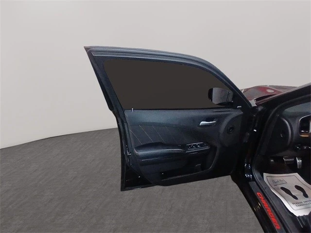 2019 Dodge Charger 7th Gen - Image 11 of 12